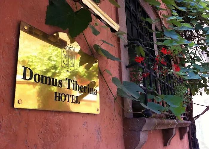 Domus Tiberina 2* Roma
