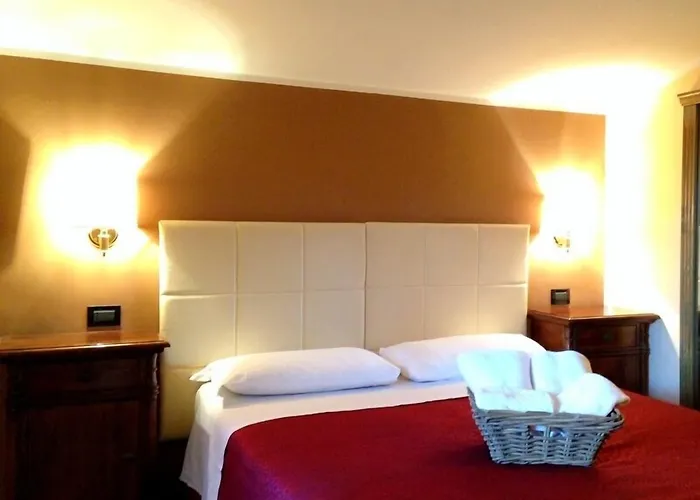 Domus Tiberina Otel