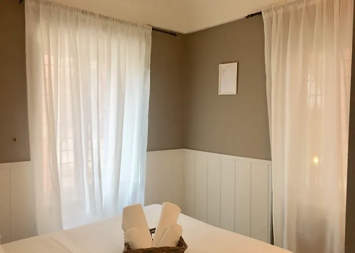 Domus Tiberina Otel