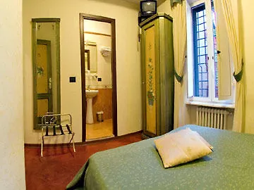 Domus Tiberina Otel Roma