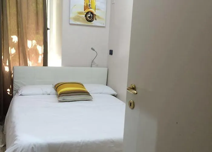 Otel Domus Tiberina 2*